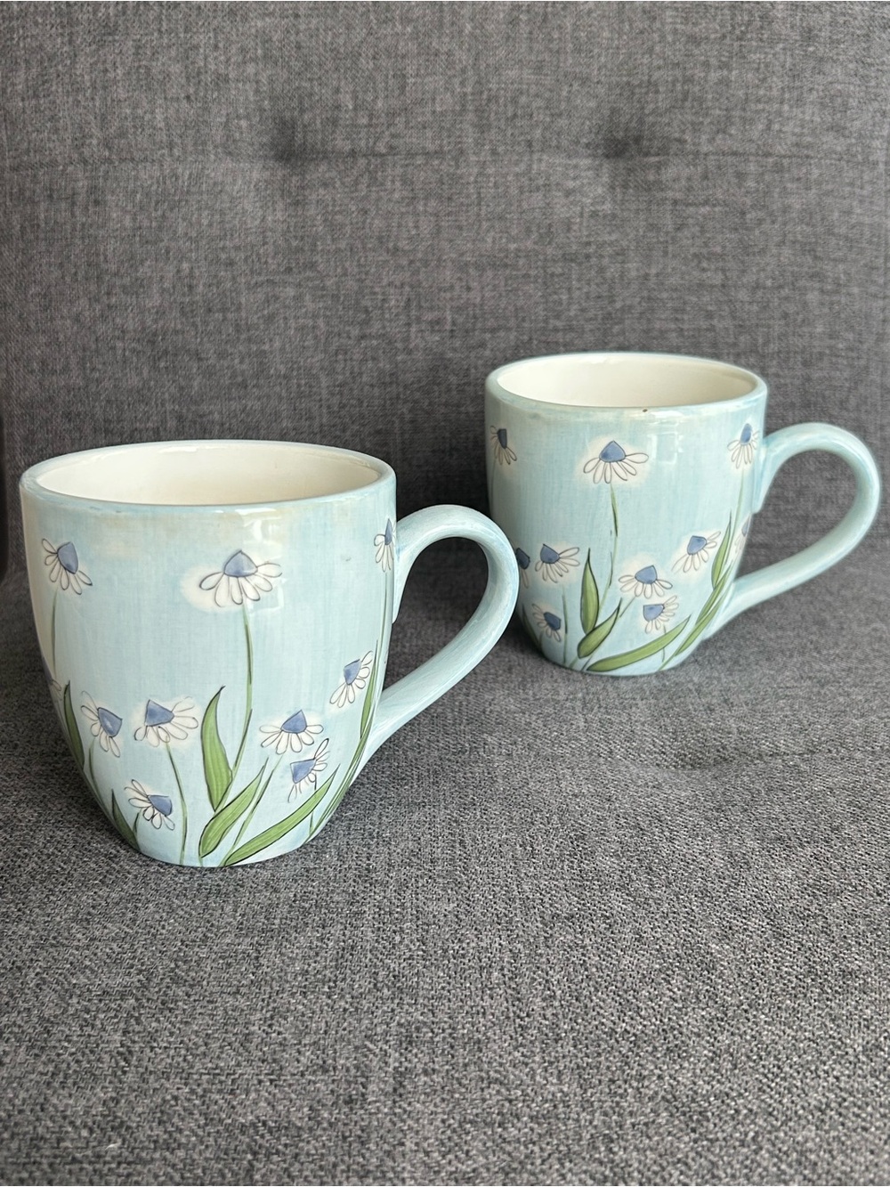 Set/2 Hand-Painted Floral Ceramic Mugs, Blue, Green, White, 12 oz